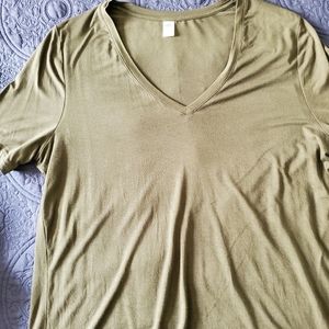 Old Navy Luxe V-Neck t-shirt - XL Tall